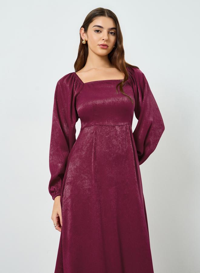Styli Women Burgundy Velvet Satin A-Line Maxi Dress - Image 2